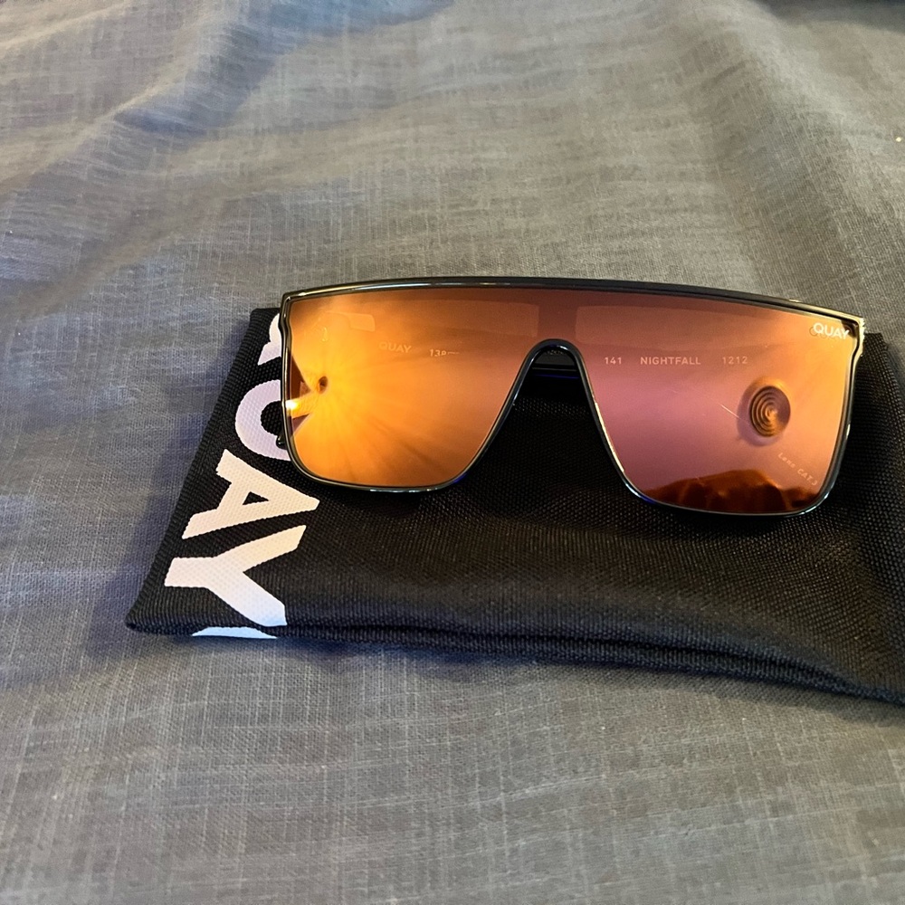 Quay sunnies